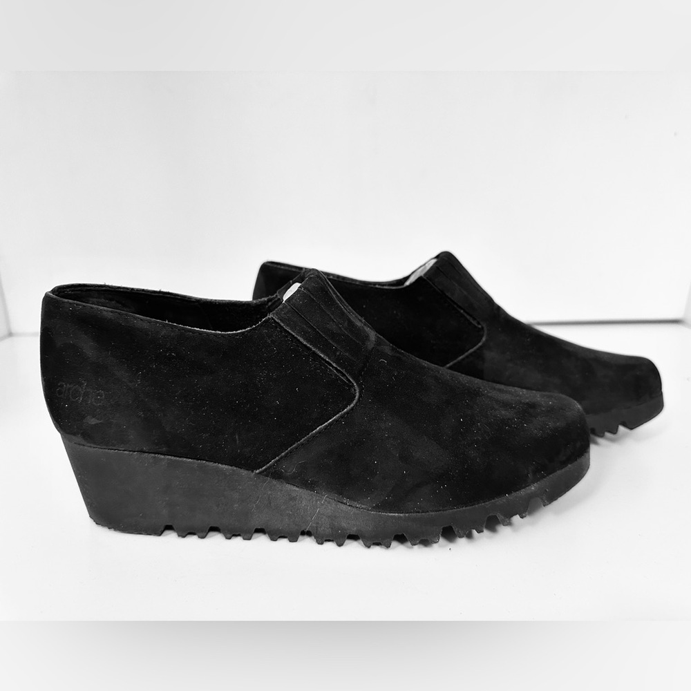 ARCHE Nubuck Black Suede Wedge heal slip on shoe Made in France - Picture 3 of 6